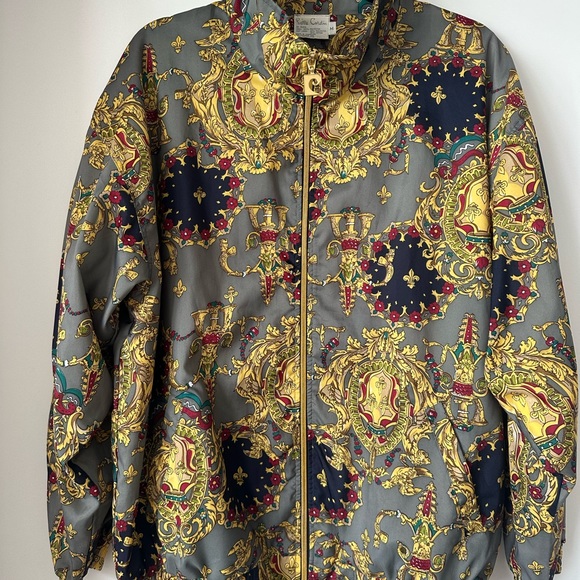 Gold gilded print windbreaker - Picture 2 of 11